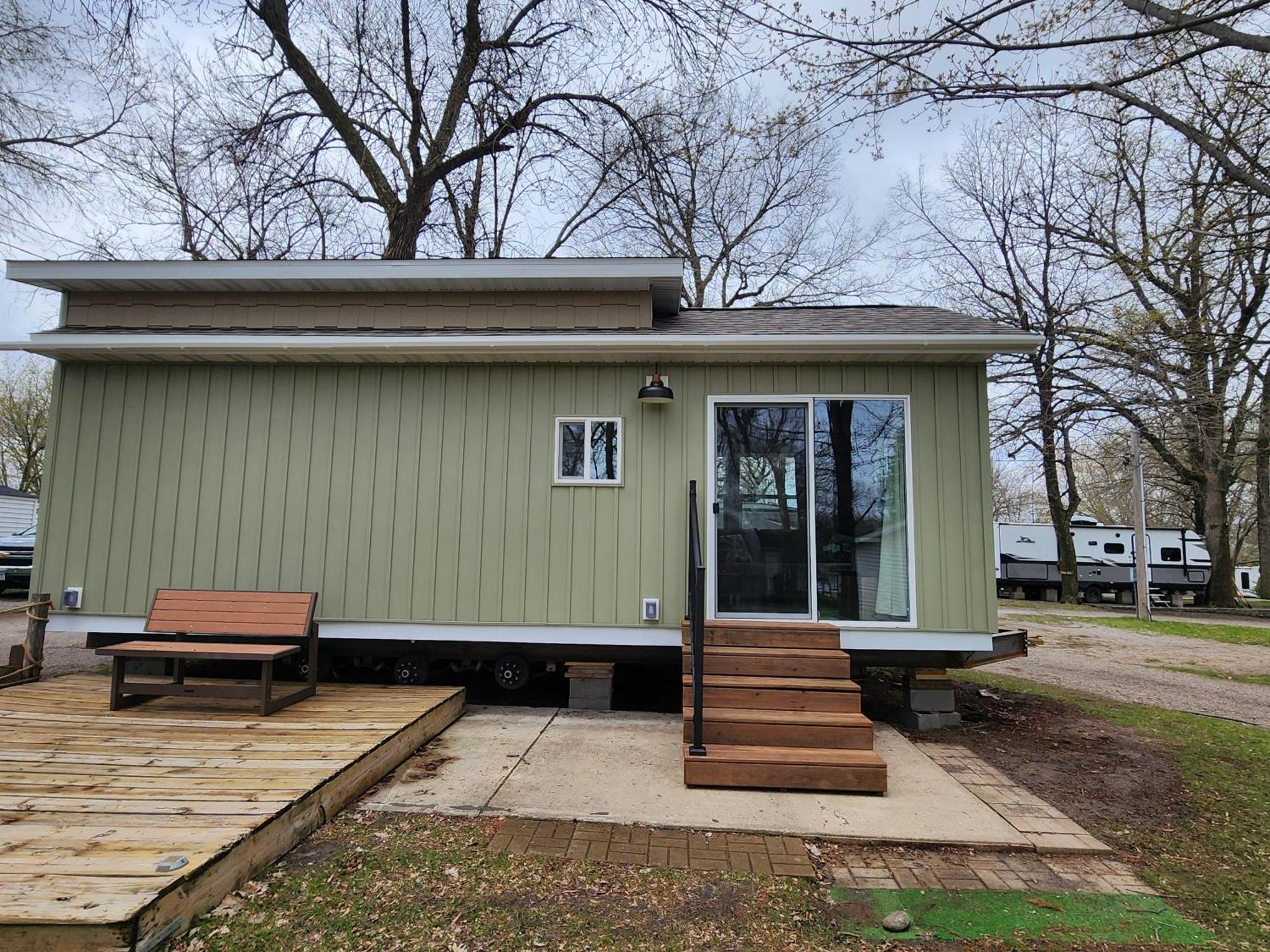 Riverside Resort Richmond Exterior photo