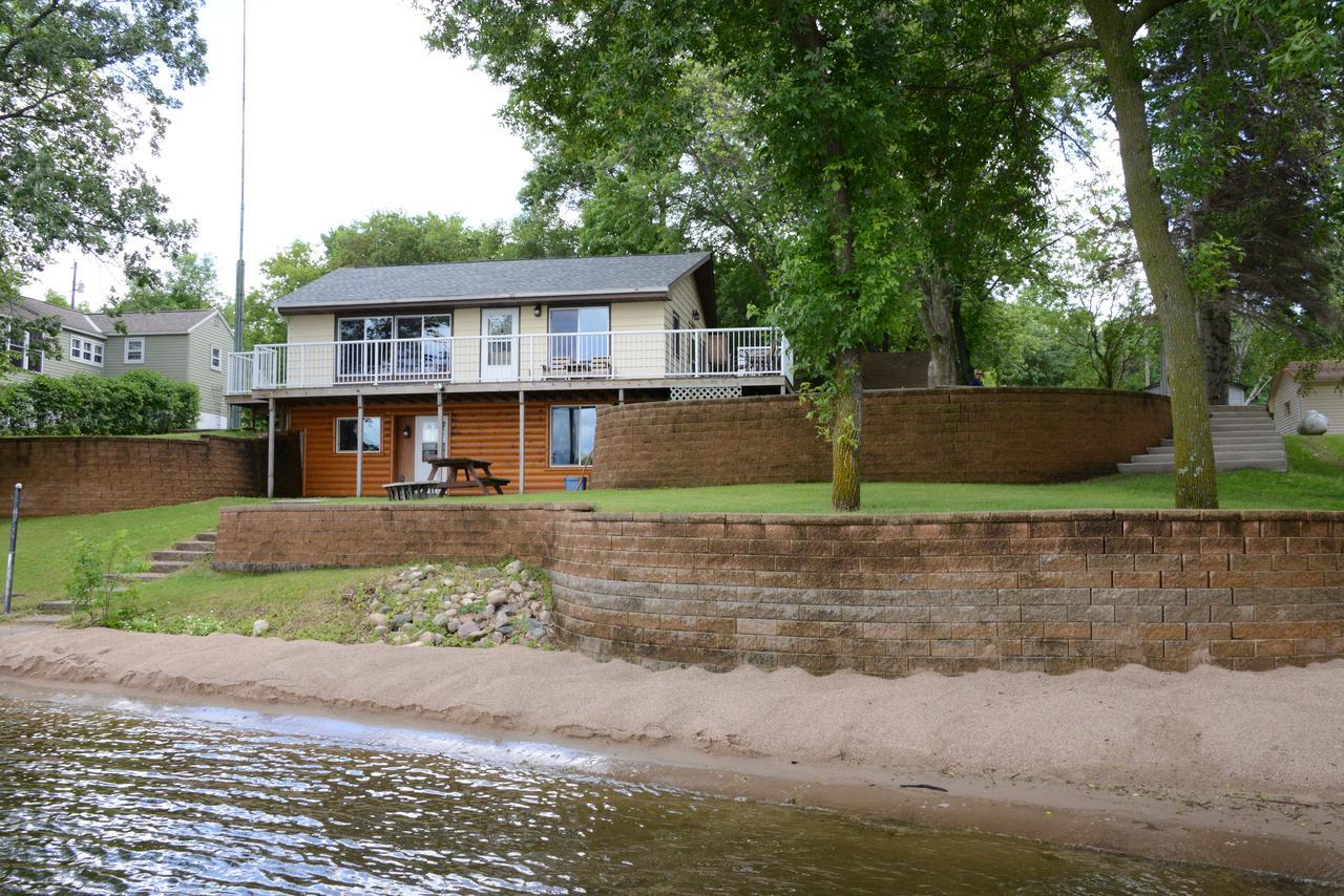 Riverside Resort Richmond Exterior photo